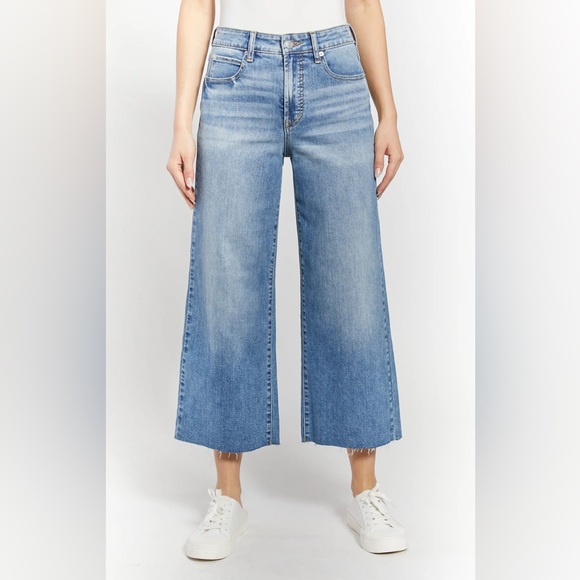 Oat New York Denim - OAT New York Shari High Rise Wide Leg Stretch Crop Jean Frayed Hem in Blue, 10